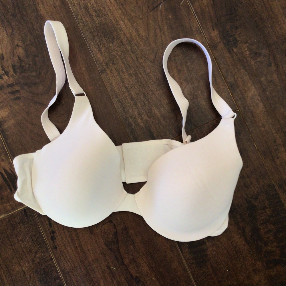 White bra for nicole